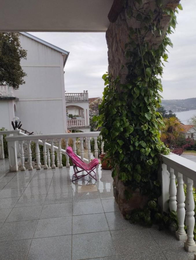 Apartments Vila Lavanda Omišalj Екстериор снимка