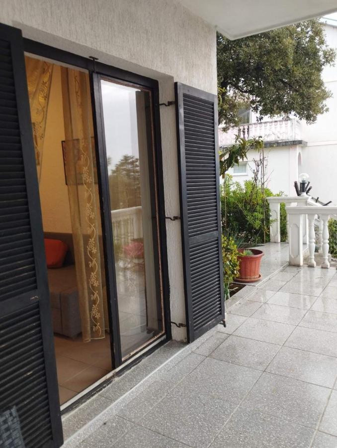 Apartments Vila Lavanda Omišalj Екстериор снимка