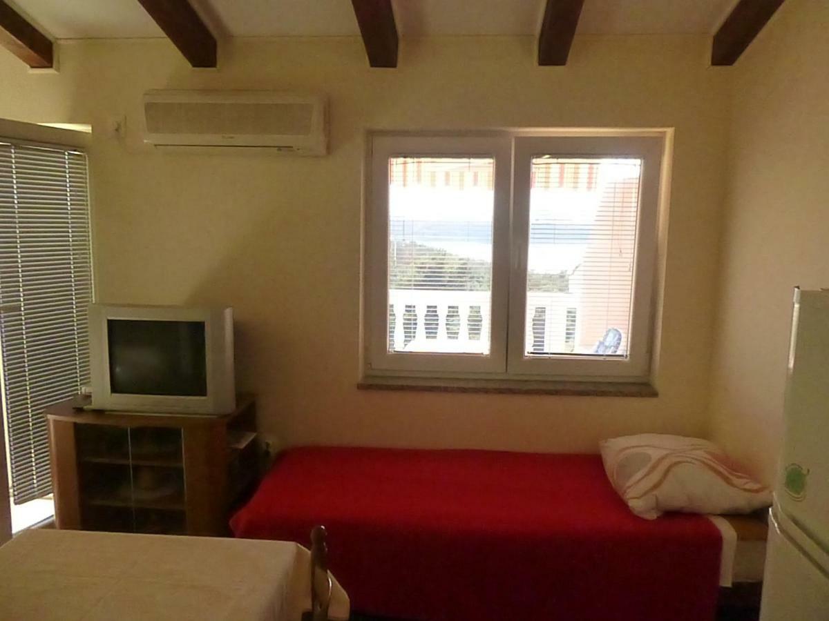 Apartments Vila Lavanda Omišalj Екстериор снимка