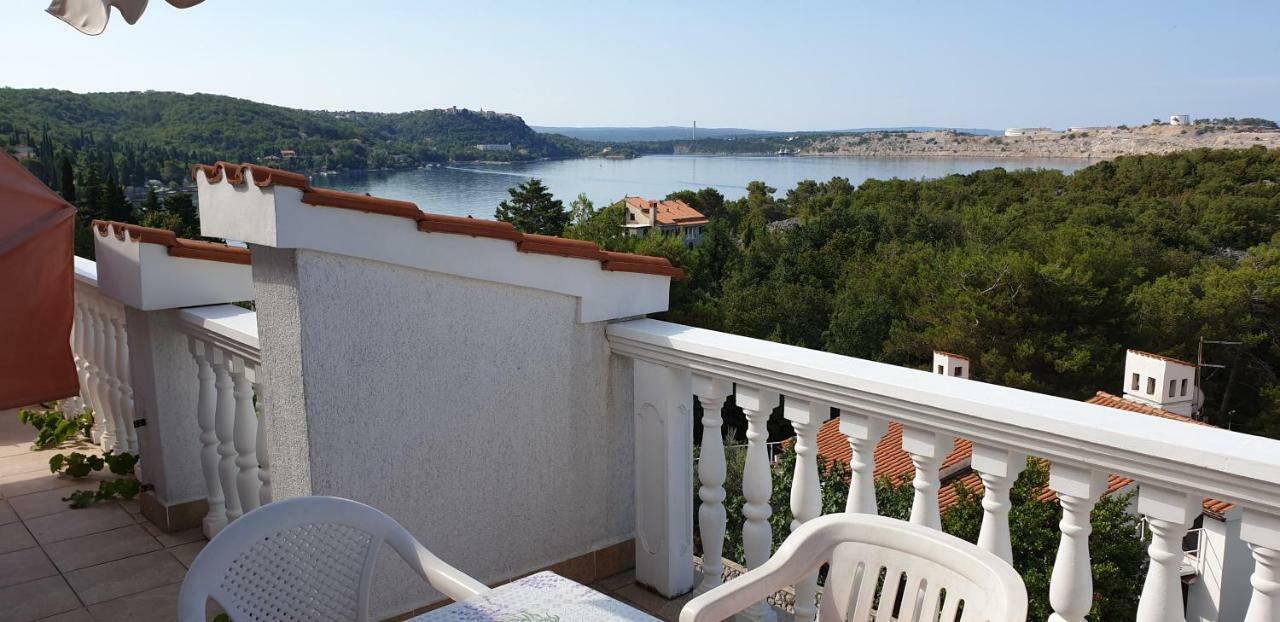 Apartments Vila Lavanda Omišalj Екстериор снимка
