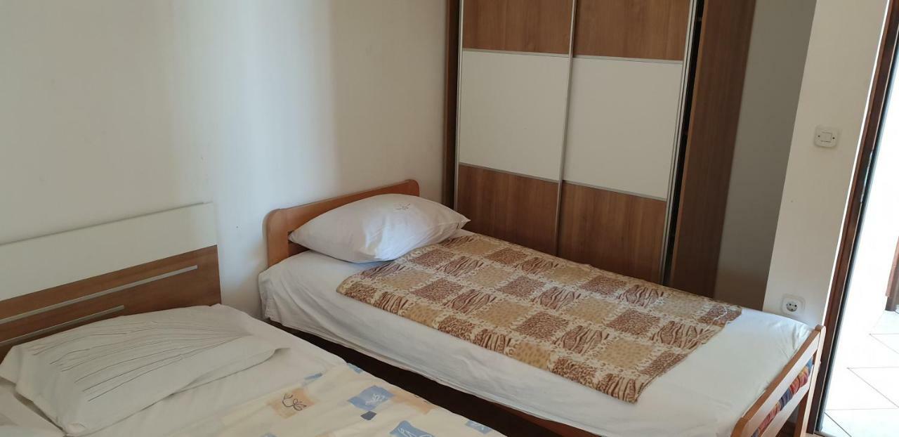 Apartments Vila Lavanda Omišalj Екстериор снимка
